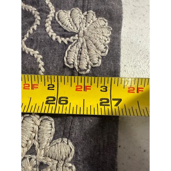 Johnny Was Gray Floral Embroidered Front And Back Tunic Blouse size S Boho A36 - Picture 7 of 7